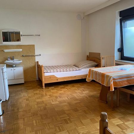 Gemuetliches Ferienzimmer Huerth Hürth Exterior foto